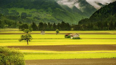 Beautiful Countryside Landscape Wallpaper HD 4K - Aesthetic Mountain View