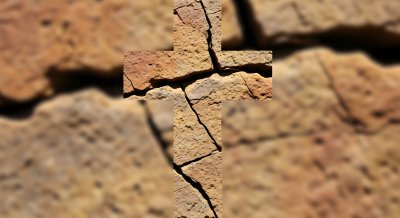 Aesthetic Stone Christian Cross Wallpaper HD 4K - Spiritual Faith Background