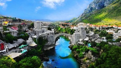 Mostar Stari Most Wallpaper HD 4K - Aesthetic River and Architecture