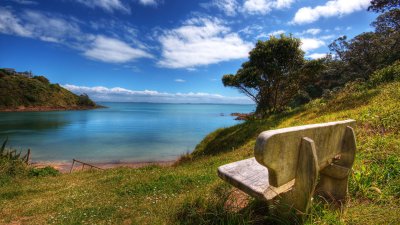 Scenic Coastal View Nature Wallpaper HD 4K - Aesthetic Bench by the Sea