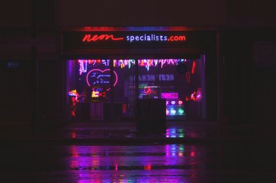 Neon Specialists Aesthetic Night City Wallpaper HD 4K Urban Vibes