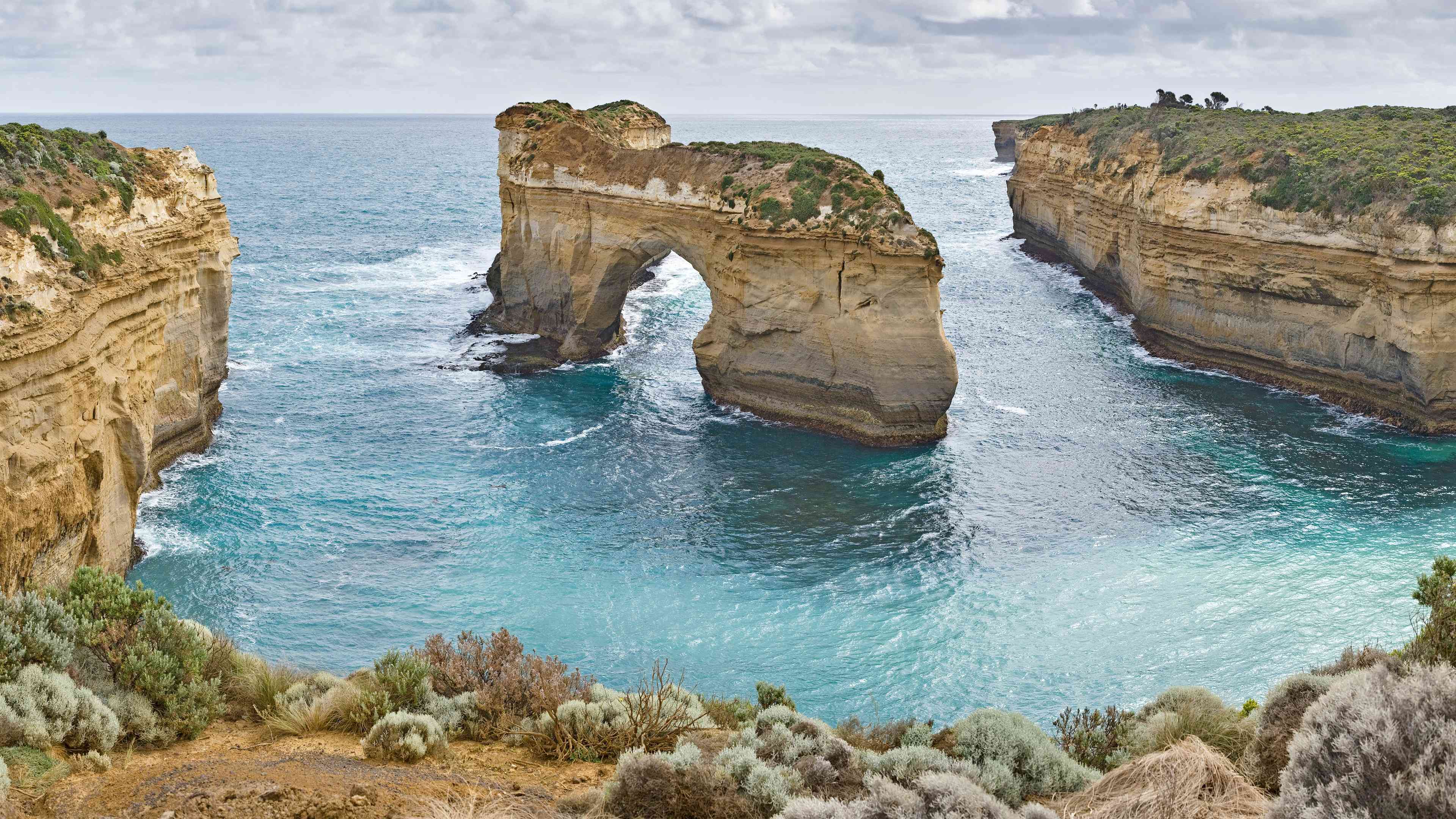 Stunning Great Ocean Road Sea Arch Wallpaper HD 4K Aesthetic Nature